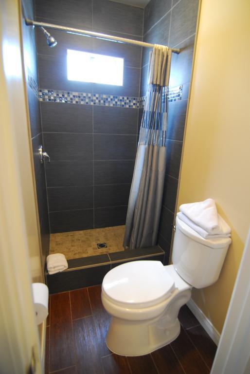 - Near Universal Hollywood Los Angeles
